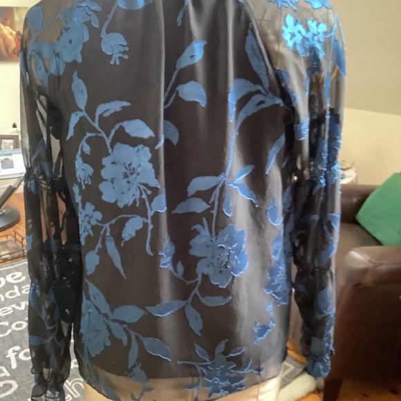 womens top - Picture 2 of 2